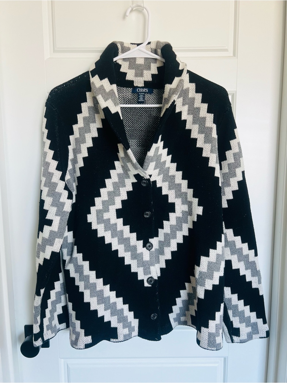 Chaps Black, Gray & White Geometric Button Cardigan